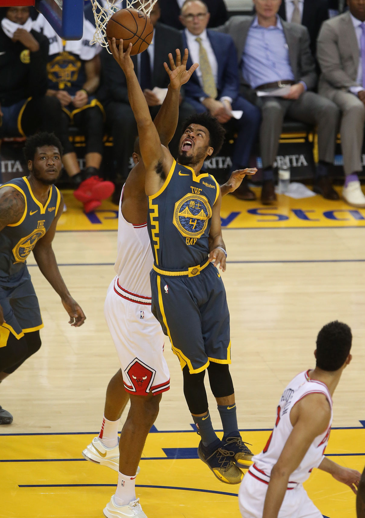 Golden State Warriors 146, Chicago Bulls 109